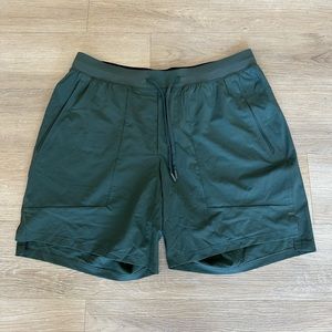Men’s Lululemon Athletic Shorts XL